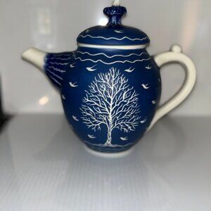 Tea Pot, Pottery , Tree of Life Carved into Pot, Nancy Bishop, USA, NEW